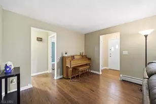 19 Fredericks St, Wanaque, NJ 07465 - Photo 6