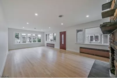 21 E Central Ave, Bergenfield, NJ 07621 - Photo 4