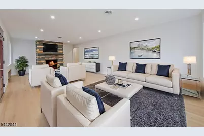 21 E Central Ave, Bergenfield, NJ 07621 - Photo 2