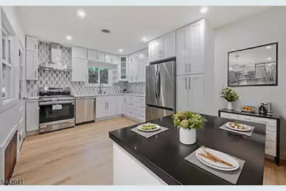 21 E Central Ave, Bergenfield, NJ 07621 - Photo 8