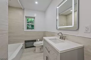 21 E Central Ave, Bergenfield, NJ 07621 - Photo 18