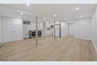 21 E Central Ave, Bergenfield, NJ 07621 - Photo 20