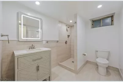 21 E Central Ave, Bergenfield, NJ 07621 - Photo 22