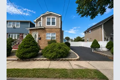 408 Forest St, Kearny, NJ 07032 - Photo 2