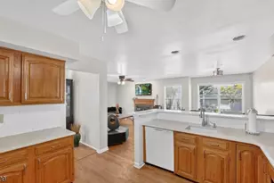 31 Spruce Hollow Dr, Howell Township, NJ 07731 - Photo 8