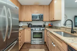 92 Carter Rd, Wanaque, NJ 07420 - Photo 6