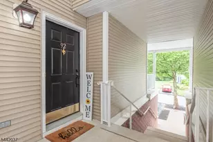 92 Carter Rd, Wanaque, NJ 07420 - Photo 4
