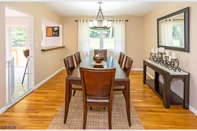 65 Fawnridge Dr, Washington Township, NJ 07853 - Photo 8