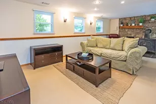 65 Fawnridge Dr, Washington Township, NJ 07853 - Photo 18