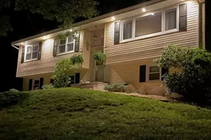 65 Fawnridge Dr, Washington Township, NJ 07853 - Photo 2