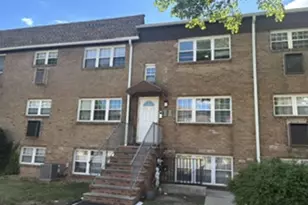 392 College Dr, Edison Twp., NJ 08817 - Photo 14