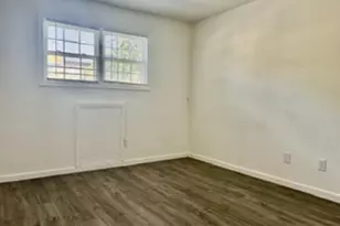 392 College Dr, Edison Twp., NJ 08817 - Photo 10