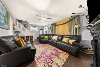 217 Sheridan Ave, Roselle Park, NJ 07204 - Photo 16