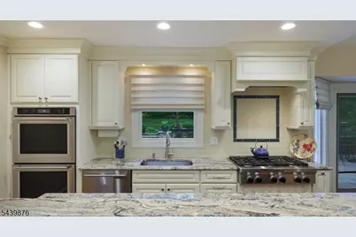 18 Glen Ridge Dr, Washington Township, NJ 07853 - Photo 18