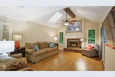 18 Glen Ridge Dr, Washington Township, NJ 07853 - Photo 12