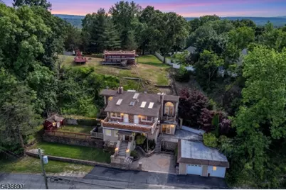 27 Joan St, Wayne, NJ 07470 - Photo 2