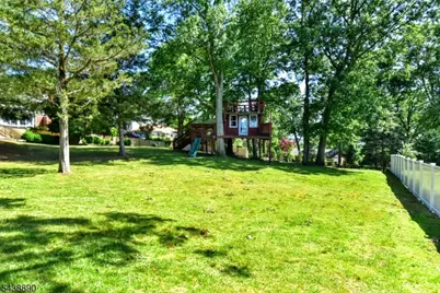 27 Joan St, Wayne, NJ 07470 - Photo 36