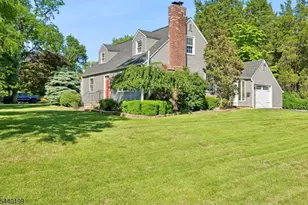 2556 Mountain Ave, Scotch Plains Township, NJ 07076 - Photo 2