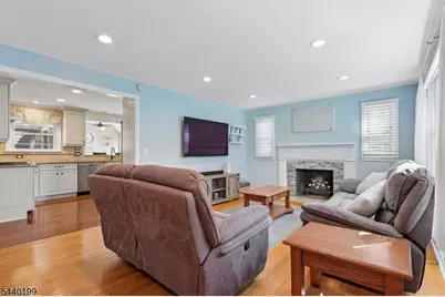 2556 Mountain Ave, Scotch Plains Township, NJ 07076 - Photo 8