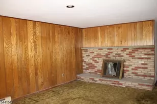29 Elba Ave, Hopatcong, NJ 07843 - Photo 12