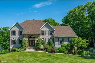 11 Stoneridge Ct, Rockaway Township, NJ 07866 - Photo 1
