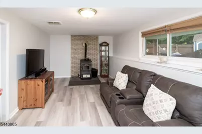 17 Decatur St, Knowlton Township, NJ 07832 - Photo 26