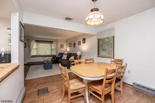 17 Decatur St, Knowlton Township, NJ 07832 - Photo 14
