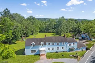 401 Bloomsbury Rd, Franklin Township, NJ 08804 - Photo 4