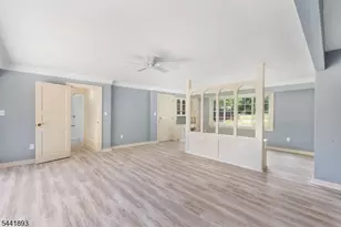 401 Bloomsbury Rd, Franklin Township, NJ 08804 - Photo 14