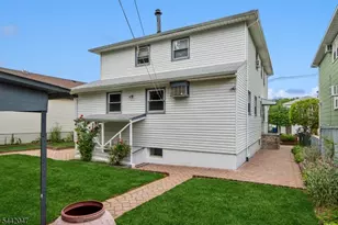 27 Crystal St, North Arlington, NJ 07031 - Photo 36