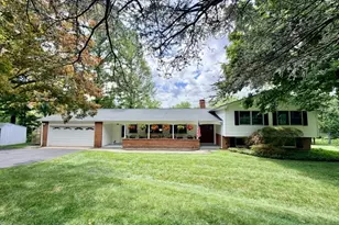 7 Sky View Garden Rd, Clinton Township, NJ 08833 - Photo 1