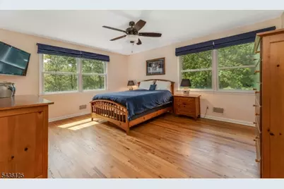 7 Sky View Garden Rd, Clinton Township, NJ 08833 - Photo 18