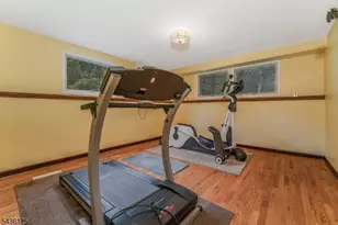 7 Sky View Garden Rd, Clinton Township, NJ 08833 - Photo 28