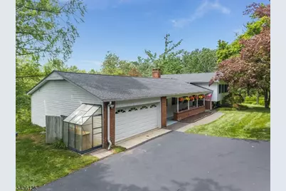 7 Sky View Garden Rd, Clinton Township, NJ 08833 - Photo 38