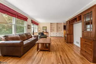 7 Sky View Garden Rd, Clinton Township, NJ 08833 - Photo 12