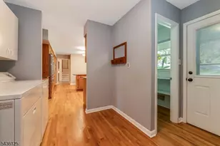 7 Sky View Garden Rd, Clinton Township, NJ 08833 - Photo 10