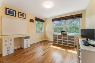 7 Sky View Garden Rd, Clinton Township, NJ 08833 - Photo 20