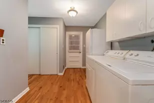 7 Sky View Garden Rd, Clinton Township, NJ 08833 - Photo 8