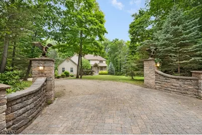 36 King George Rd, Warren Township, NJ 07059 - Photo 2