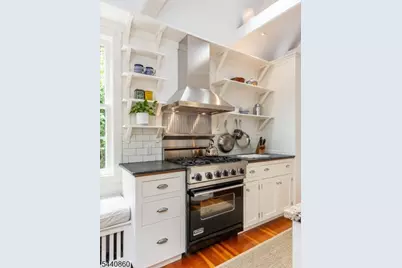 53 Hillside Ave, Glen Ridge, NJ 07028 - Photo 10