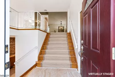 56 Frances Dr, Clark Township, NJ 07066 - Photo 4