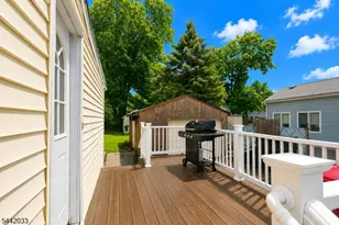 1429 Washington Ave, Pompton Lakes, NJ 07442 - Photo 16