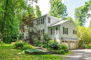 4 Redwood Way, Roxbury Township, NJ 07836 - Photo 2