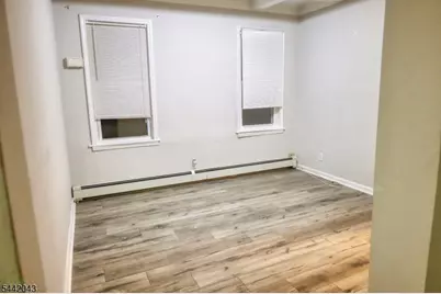 9 Emerson Pl, Newark, NJ 07114 - Photo 6