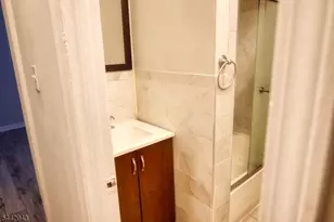 9 Emerson Pl, Newark, NJ 07114 - Photo 12