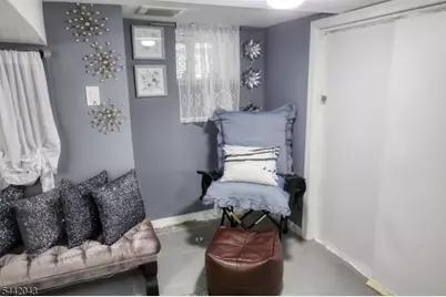 9 Emerson Pl, Newark, NJ 07114 - Photo 22