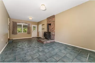 44 Pleasant Valley Rd, Washington Township, NJ 07882 - Photo 12