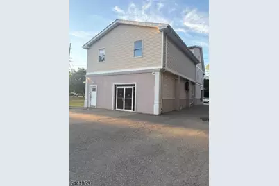 119 Newark Pompton Tpke #B, Pequannock Township, NJ 07440 - Photo 2