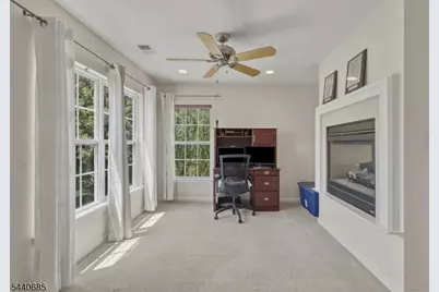 5 Rue Cezanne, Franklin Township, NJ 08873 - Photo 18