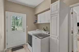5 Rue Cezanne, Franklin Township, NJ 08873 - Photo 34